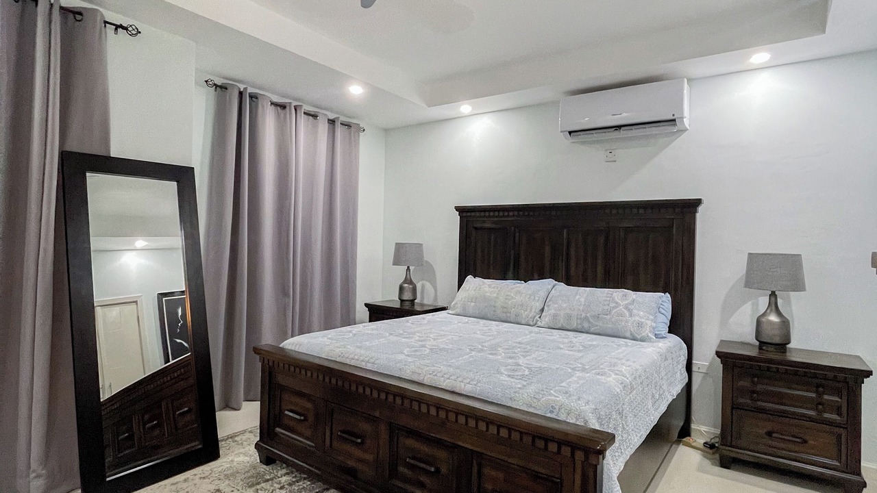 Photo of Bedroom in Eastwood Park