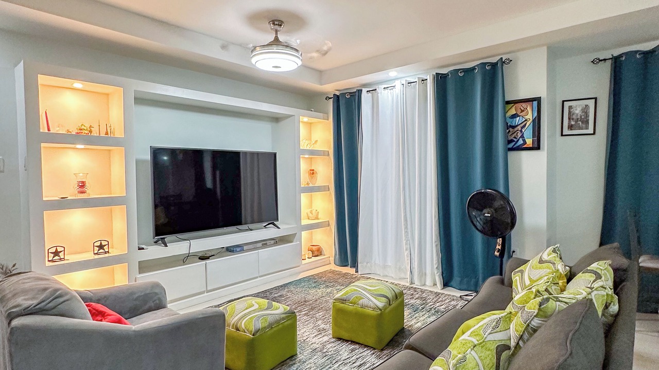 Photo of Livingroom in Eastwood Park