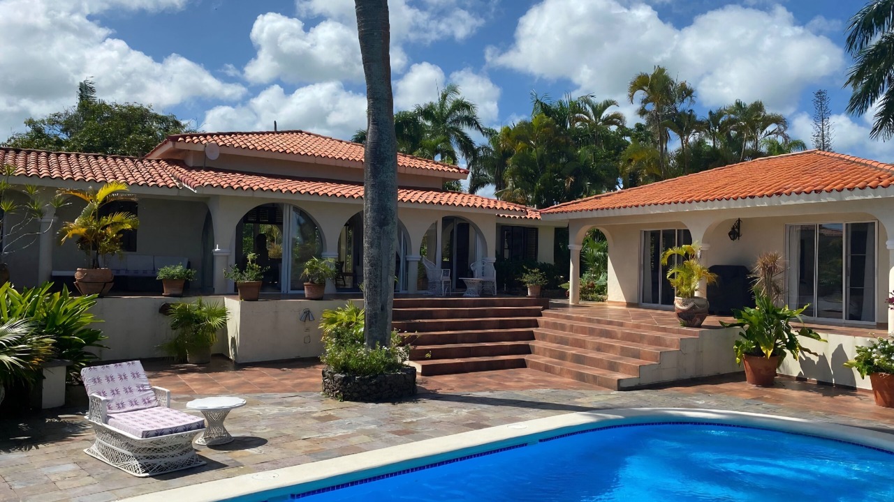 Photo of Outdoor in Cabrera