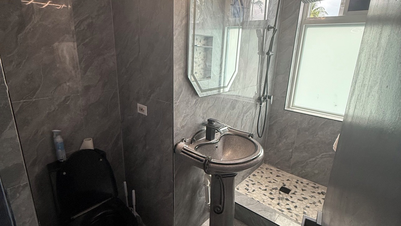 Photo of Bathroom in Ocho Rios