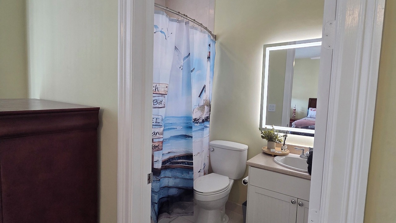 Photo of Bathroom in Bahamas Terrace
