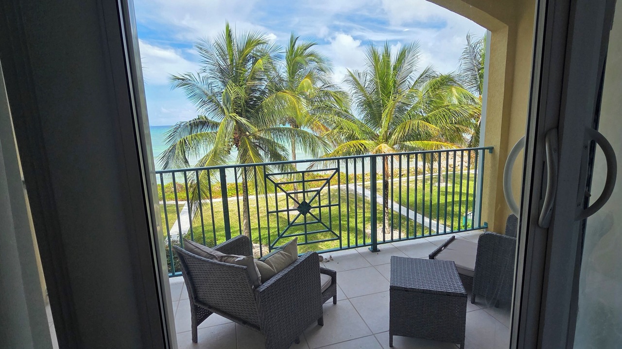 Photo of Others in Bahamas Terrace