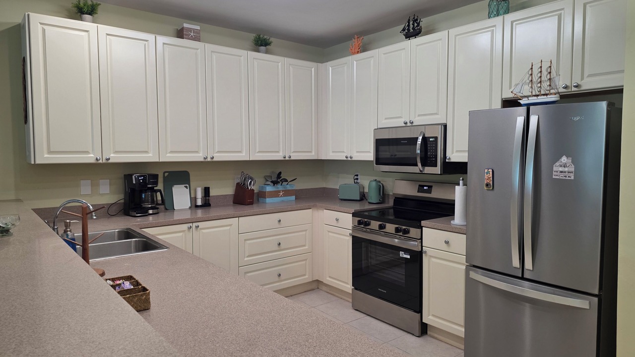 Photo of Kitchen in Bahamas Terrace