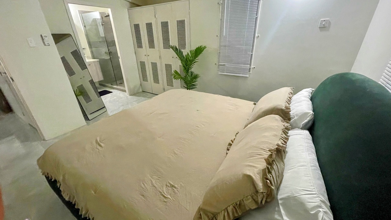 Photo of Bedroom in Discovery Bay