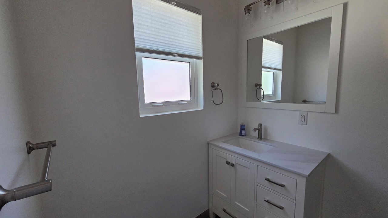 Photo of Bathroom in Spanish Wells