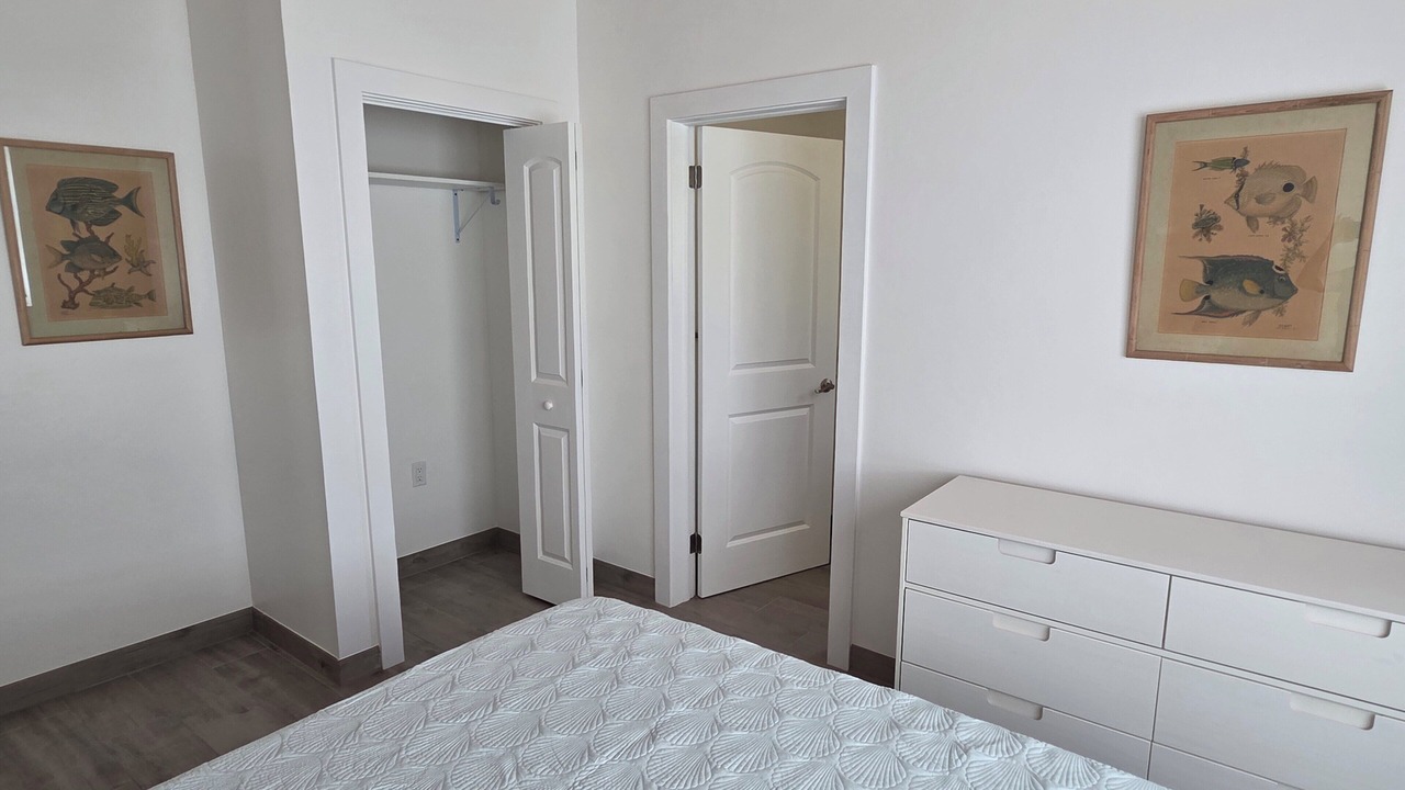 Photo of Bedroom in Spanish Wells
