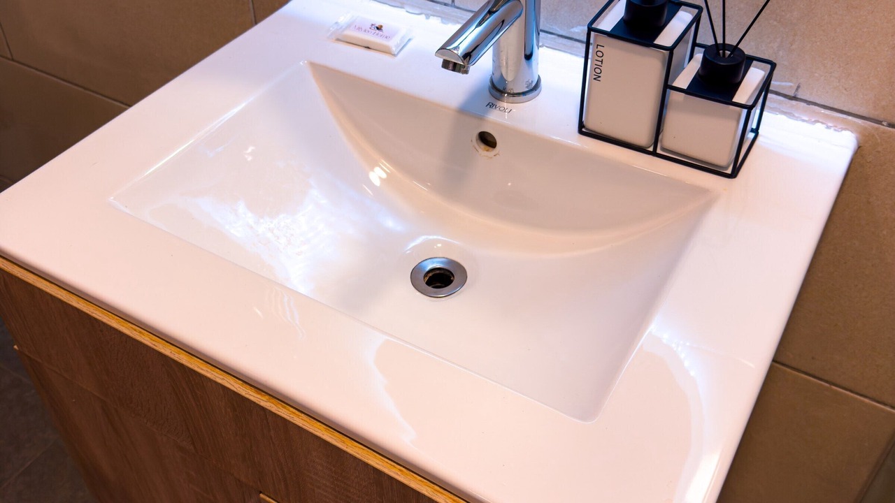 Photo of Bathroom in Veron