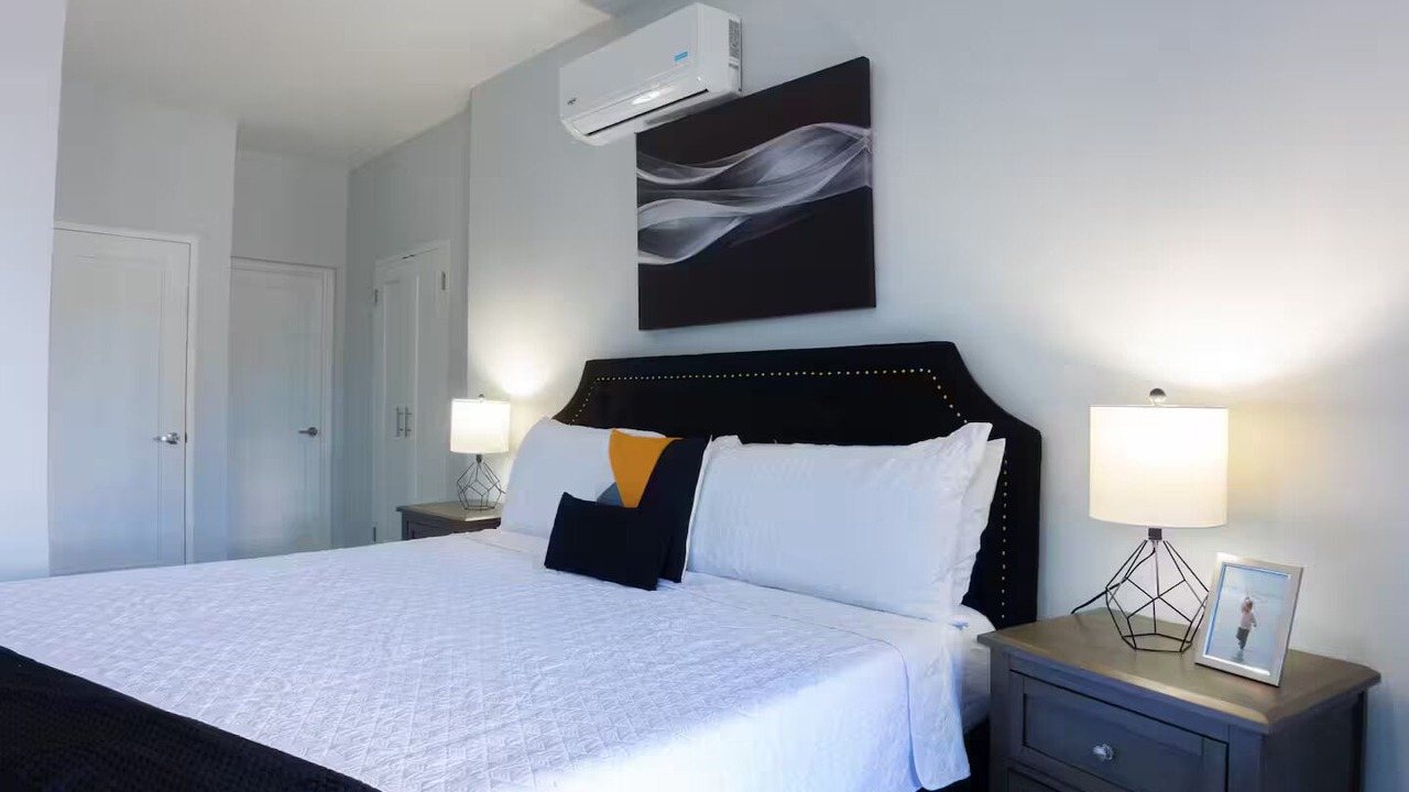 Photo of Bedroom in IronShore Estates