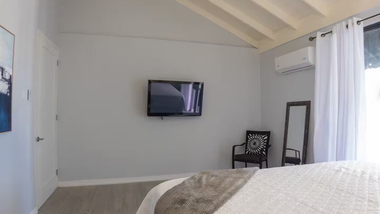 Photo of Bedroom in IronShore Estates