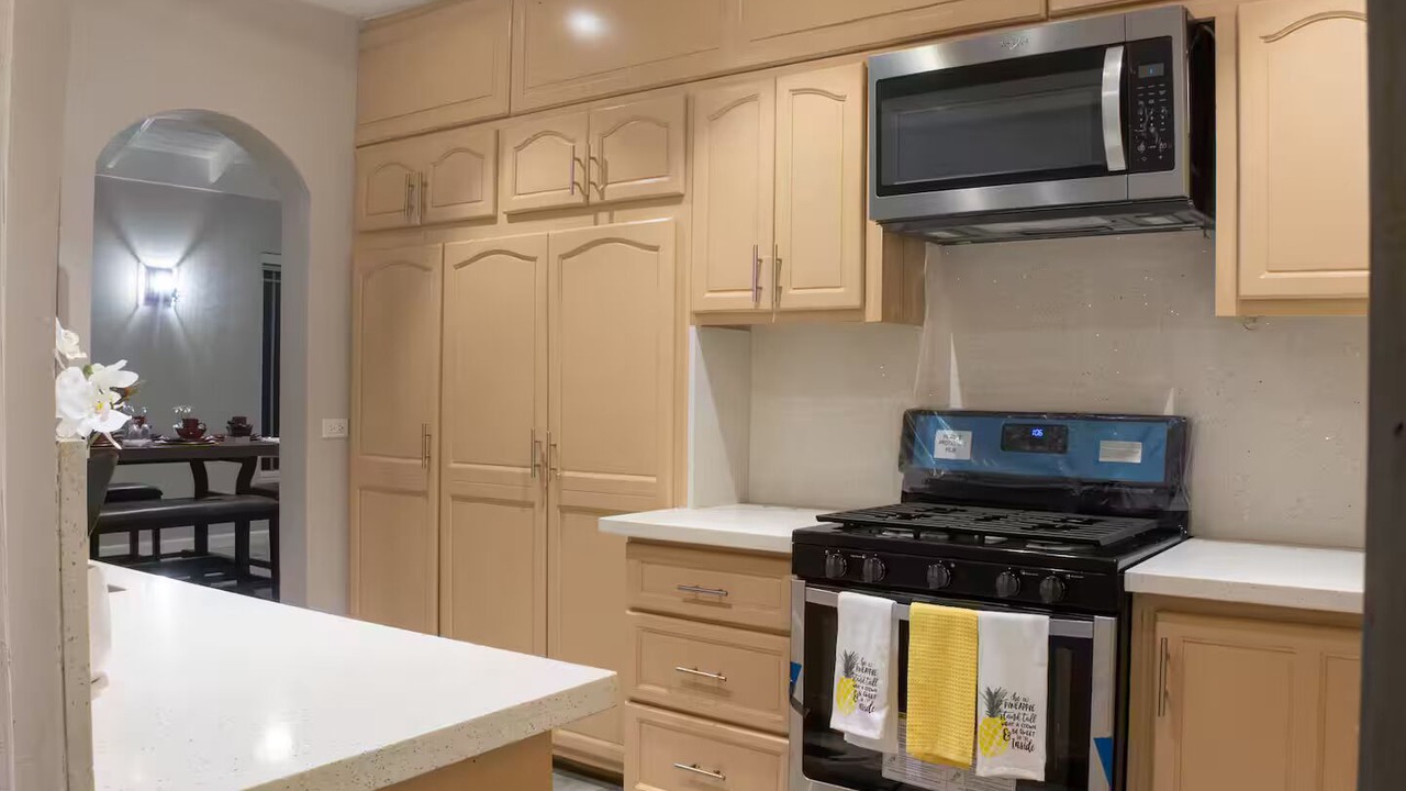 Photo of Kitchen in Discovery Bay