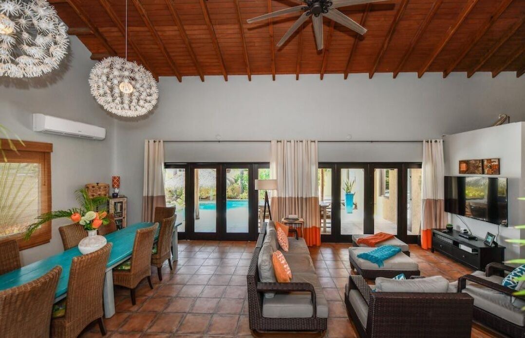 Photo of Livingroom in Opal