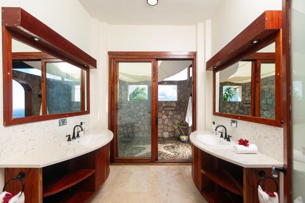 Photo of Bathroom in Choiseul