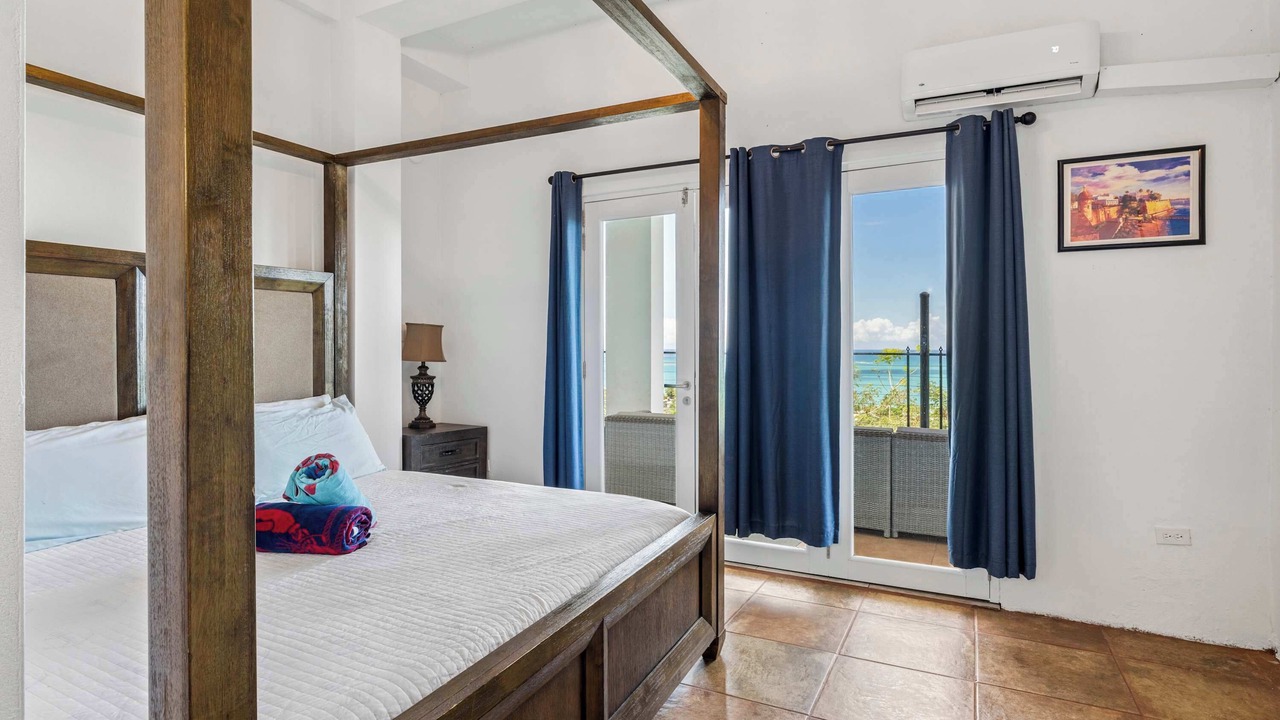 Photo of Bedroom in Playa Fortuna