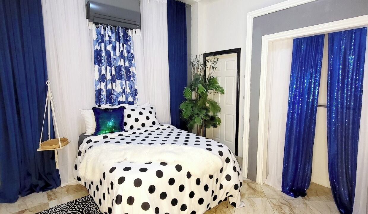 Photo of Bedroom in Eastwood Park