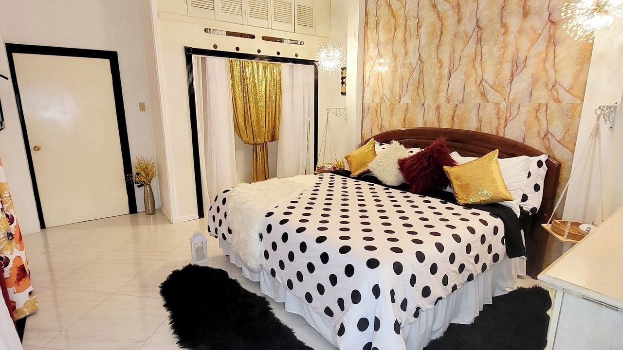Photo of Bedroom in Eastwood Park