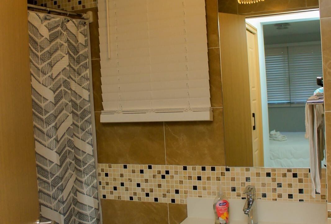 Photo of Bathroom in Eden Gardens