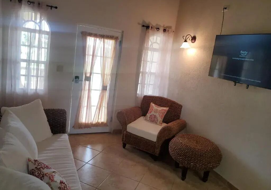 Photo of Livingroom in Dickenson Bay