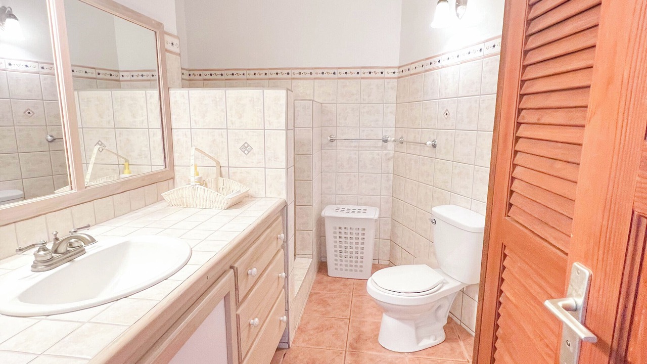 Photo of Bathroom in Gros Islet
