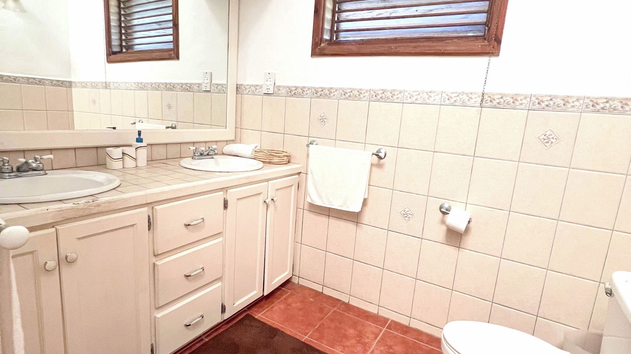 Photo of Bathroom in Gros Islet