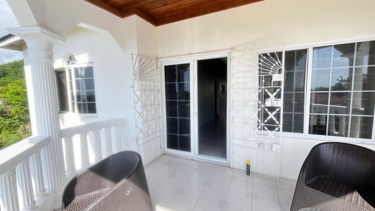 Photo of Patio Balcony in Yallahs
