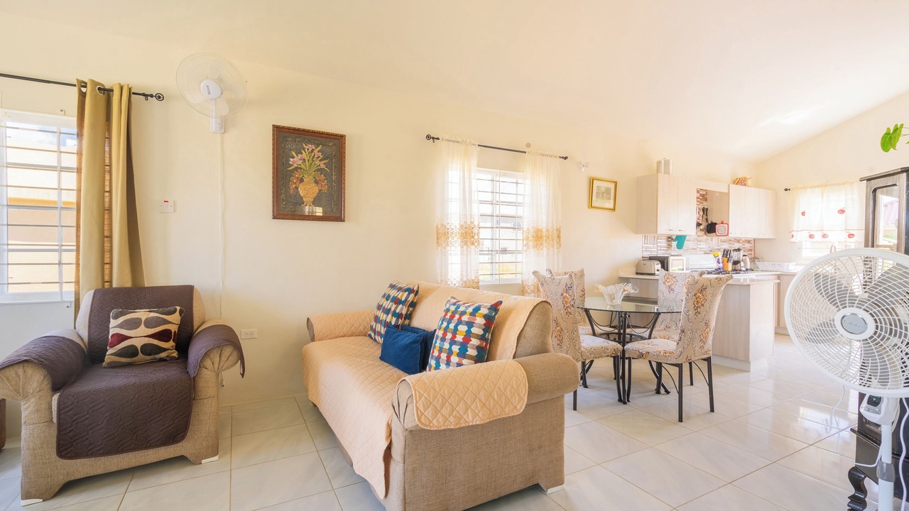 Photo of Livingroom in Portmore
