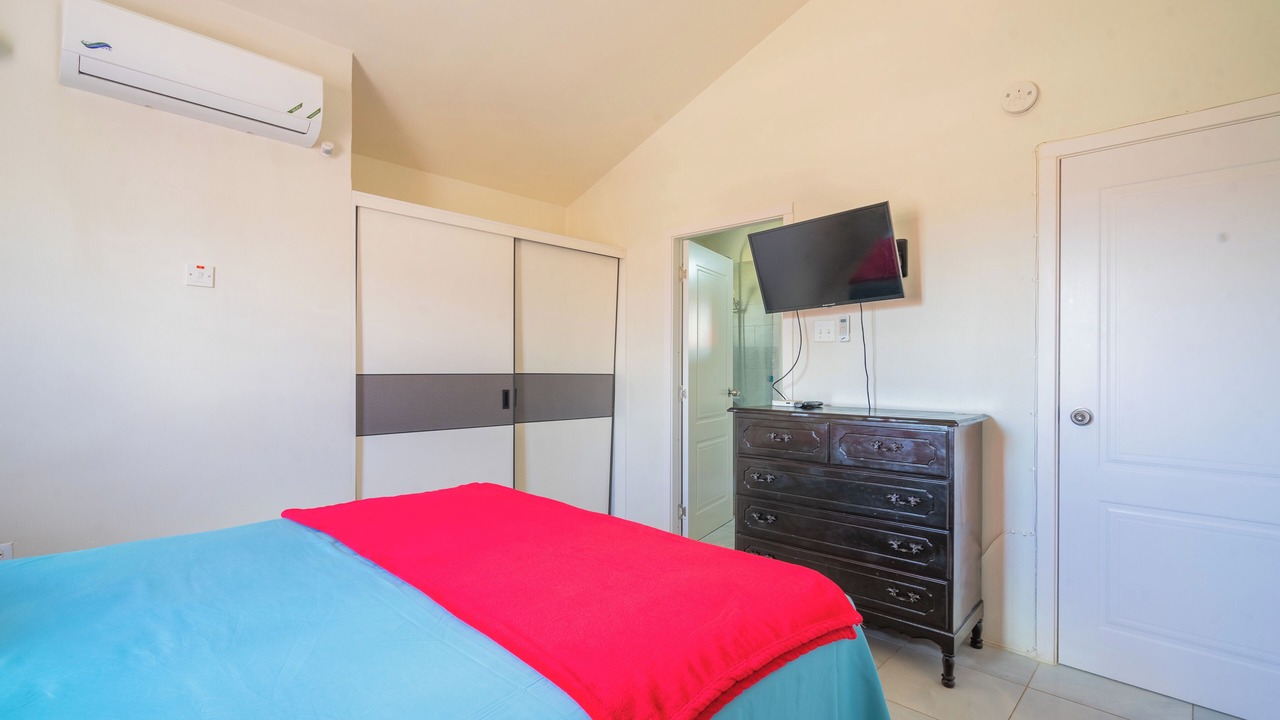 Photo of Bedroom in Portmore