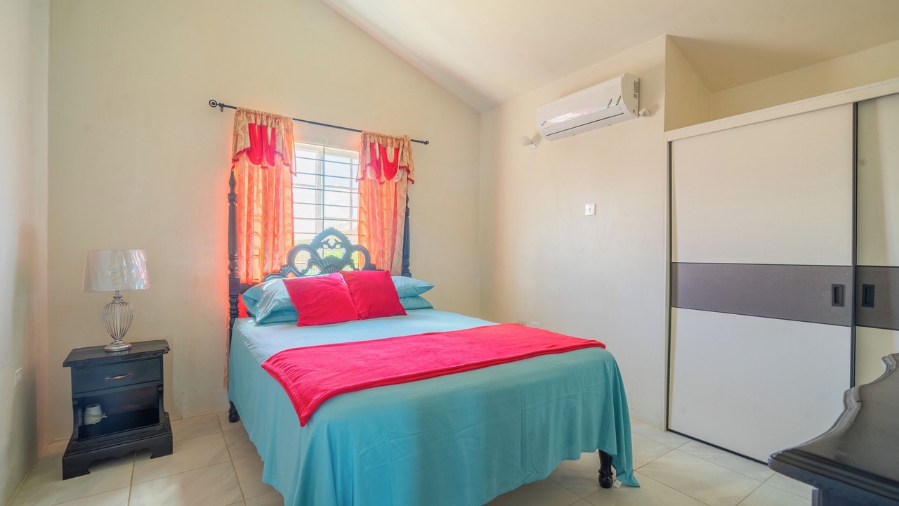Photo of Bedroom in Portmore