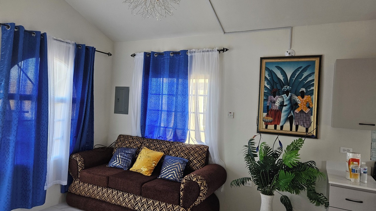Photo of Livingroom in Portmore