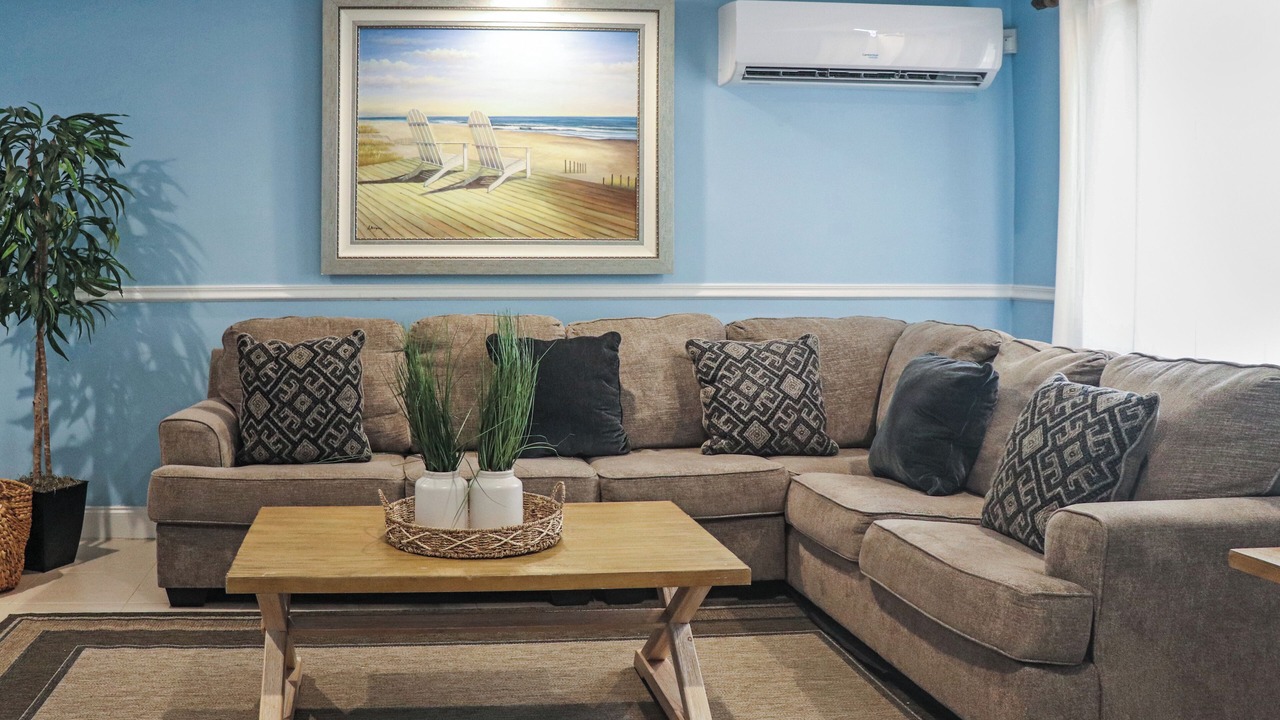 Photo of Livingroom in Downtown