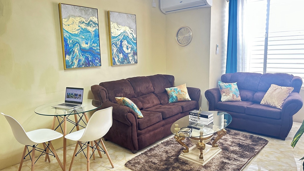 Photo of Livingroom in New Kingston