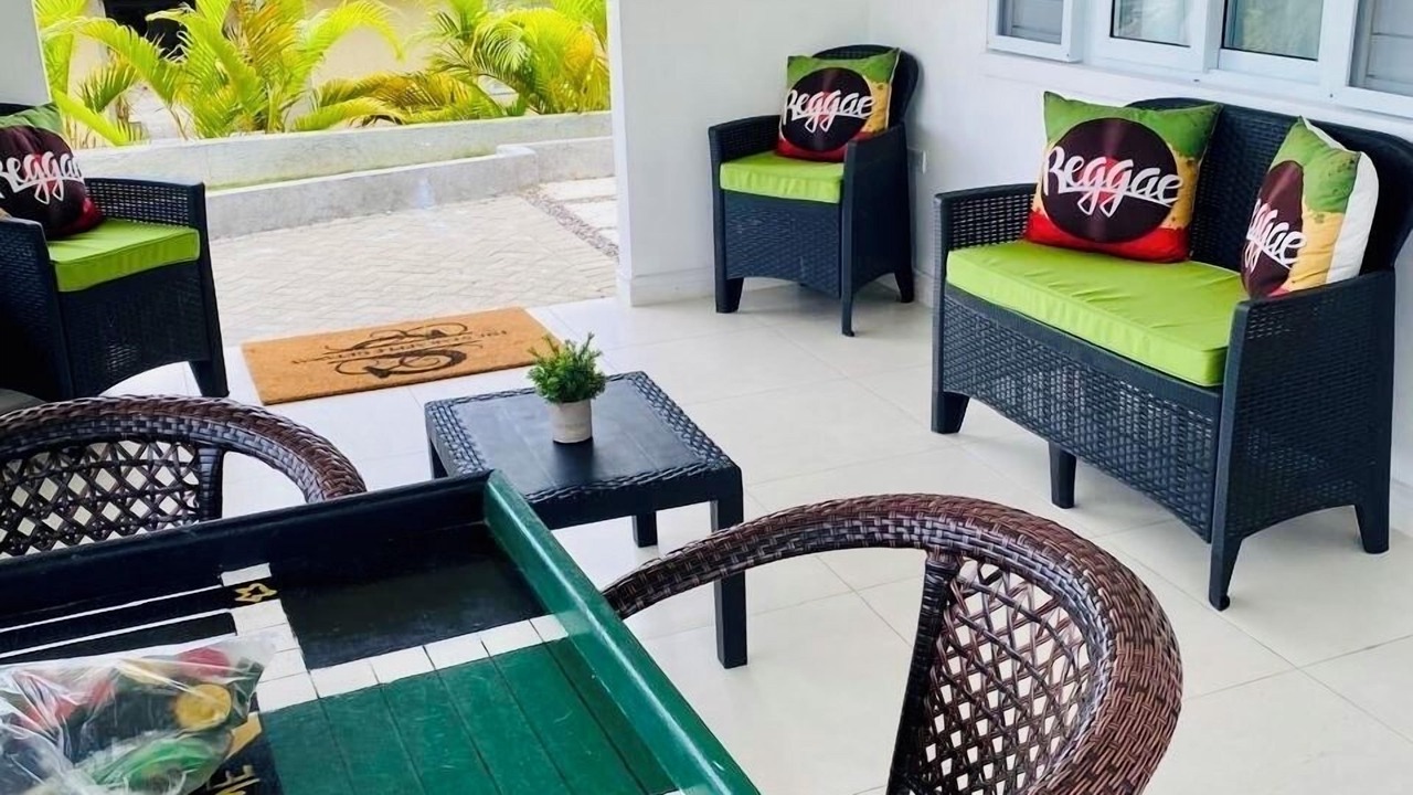 Photo of Patio Balcony in Claremont