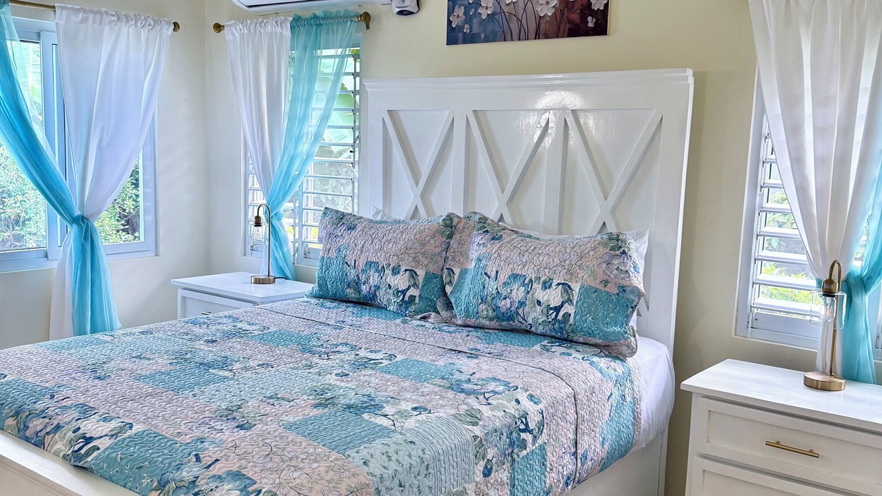 Photo of Bedroom in Claremont