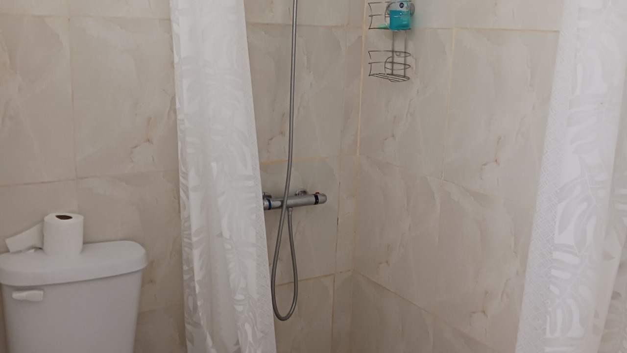 Photo of Bathroom in Tower Isle