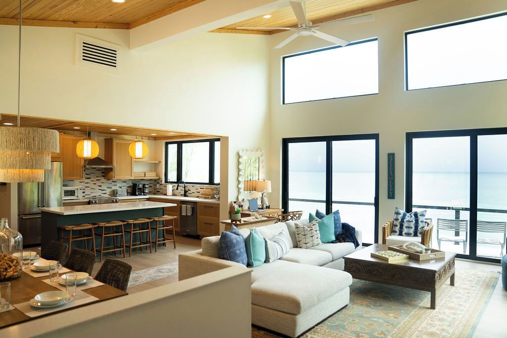 Photo of Livingroom in Spanish Wells