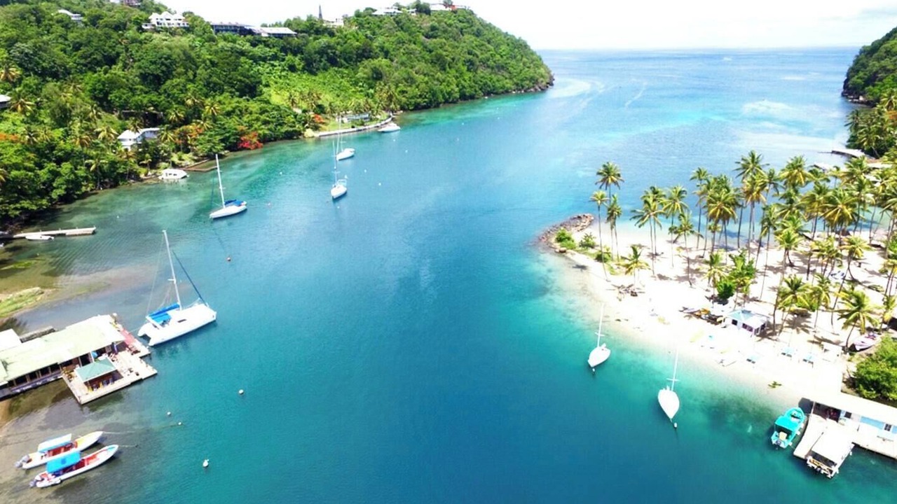 Photo of Others in Marigot Bay