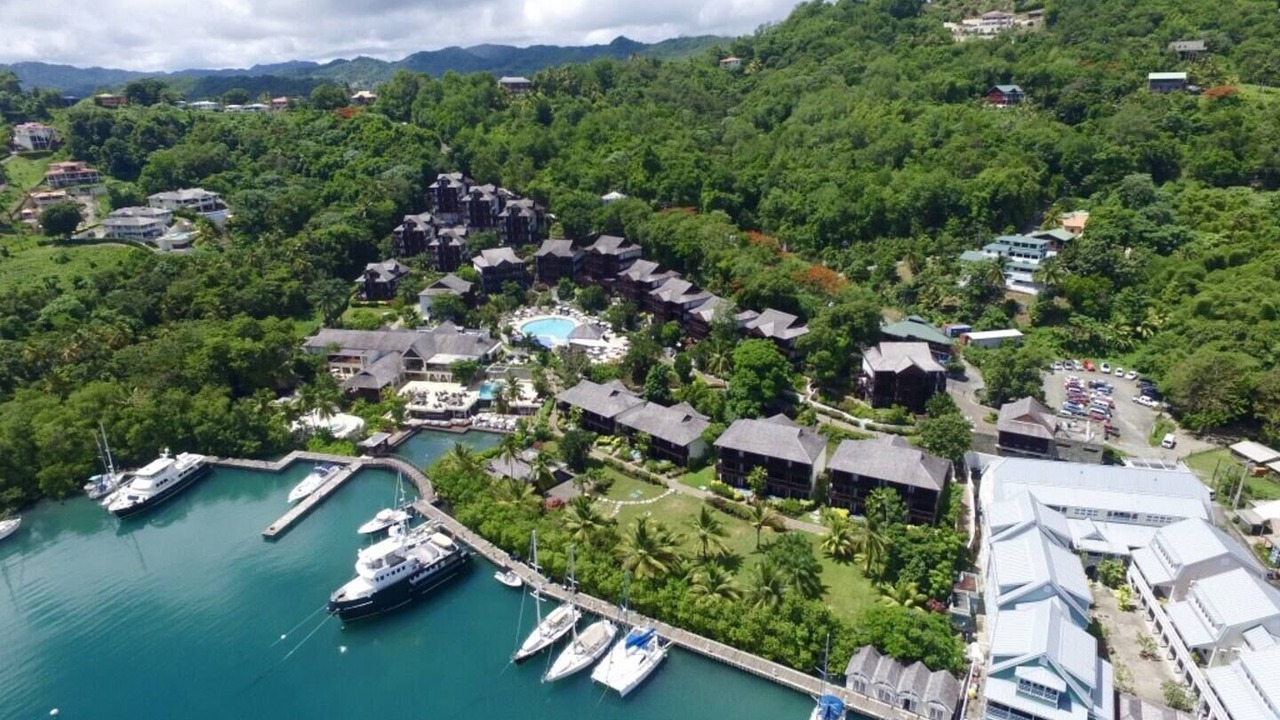 Photo of Others in Marigot Bay