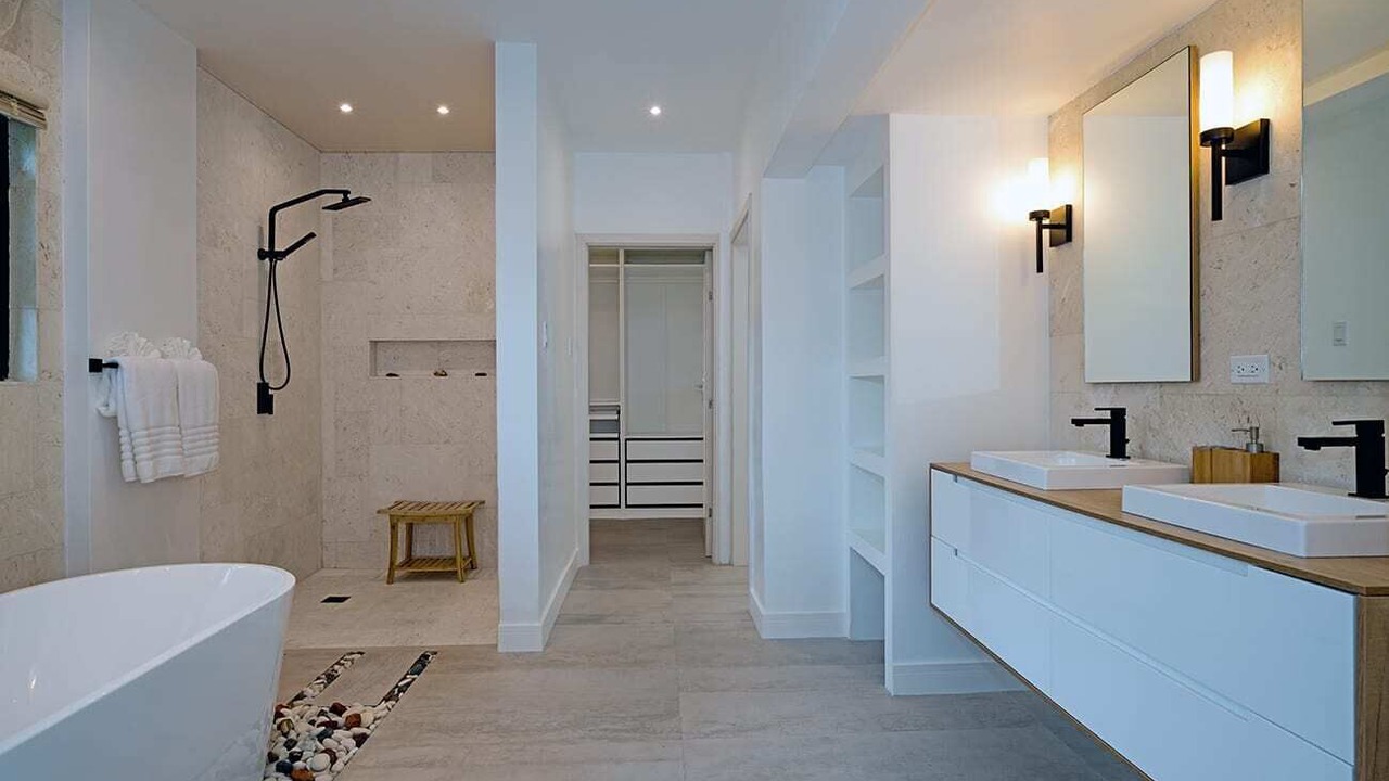 Photo of Bathroom in Tryall