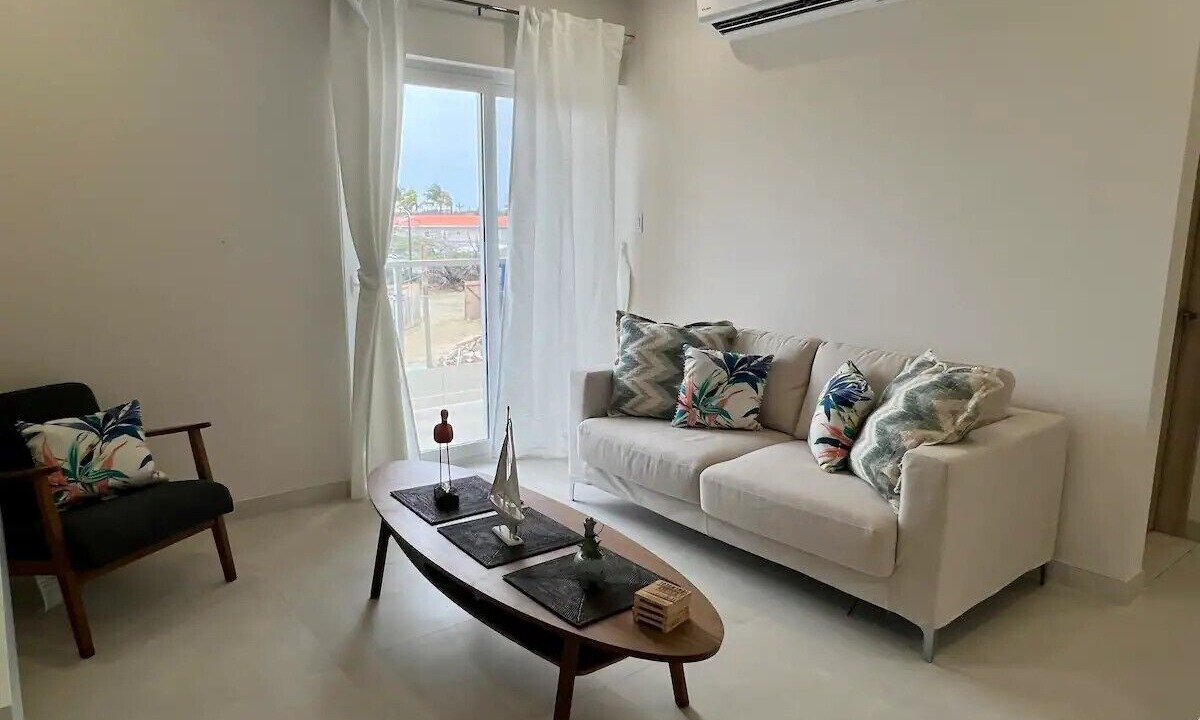 Photo of Livingroom in Palm Beach