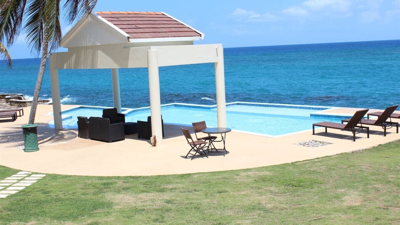 Photo of Outdoor in Tower Isle