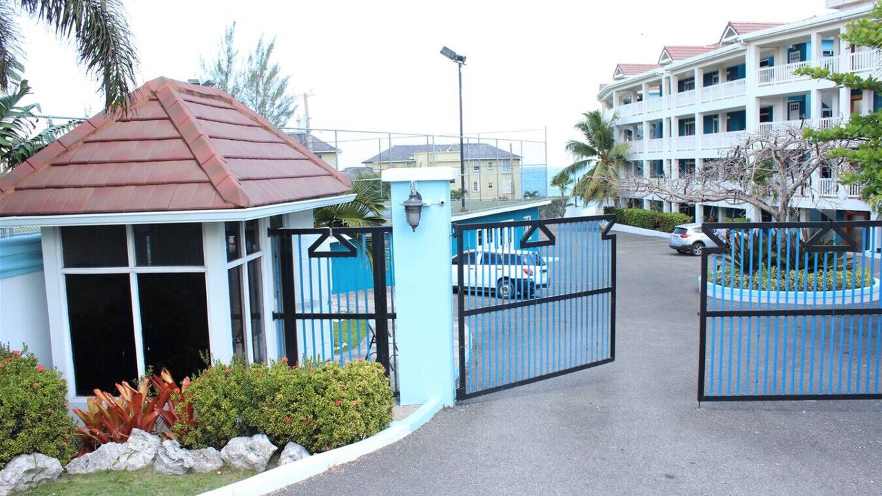 Photo of Outdoor in Tower Isle