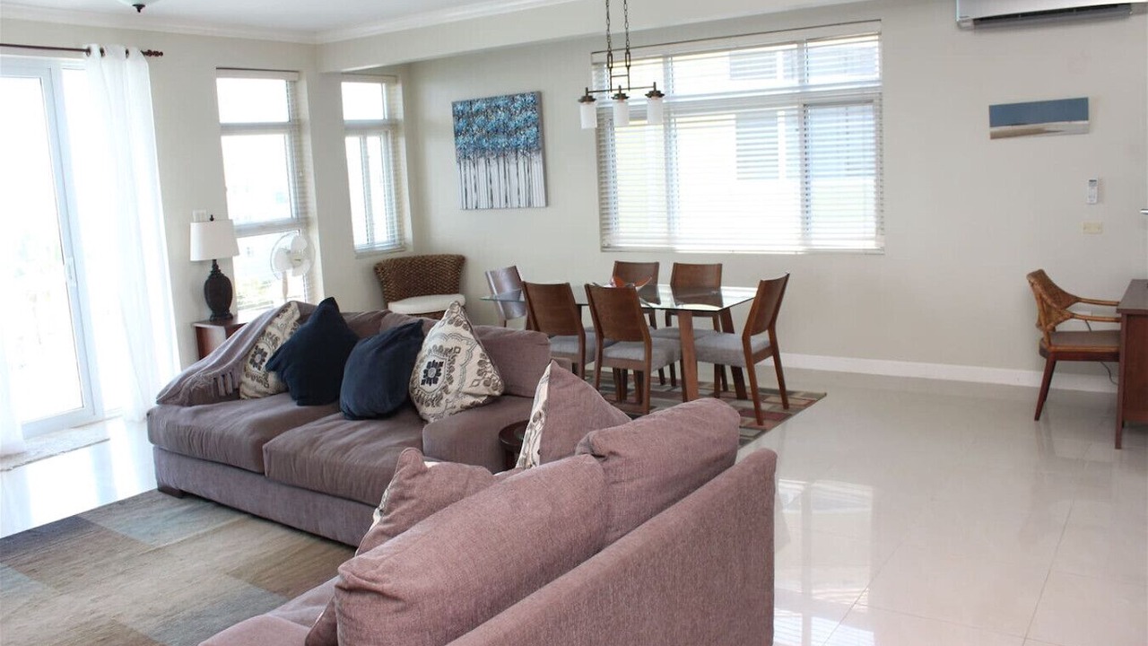 Photo of Livingroom in Tower Isle