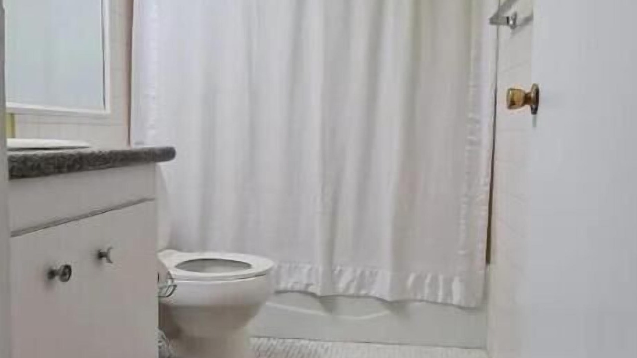 Photo of Bathroom in Paradise Island