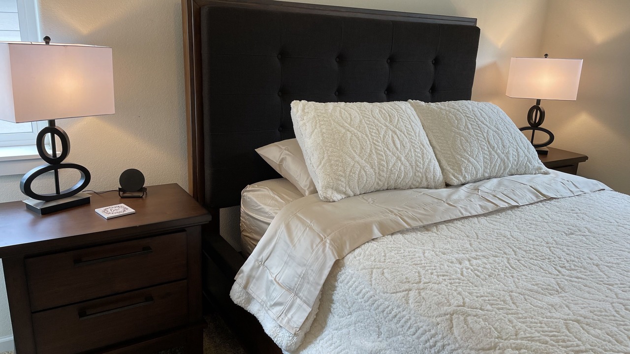 Photo of Bedroom in Forest Grove