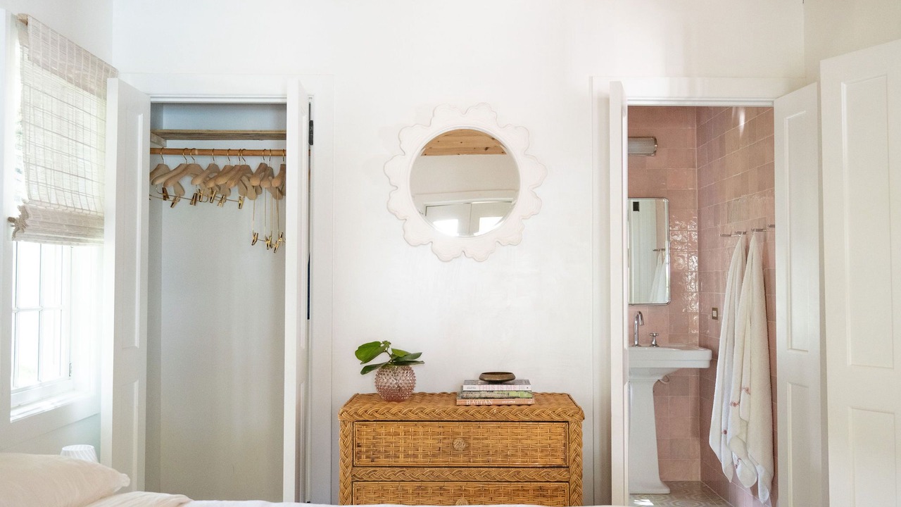 Photo of Bathroom in Dunmore Town