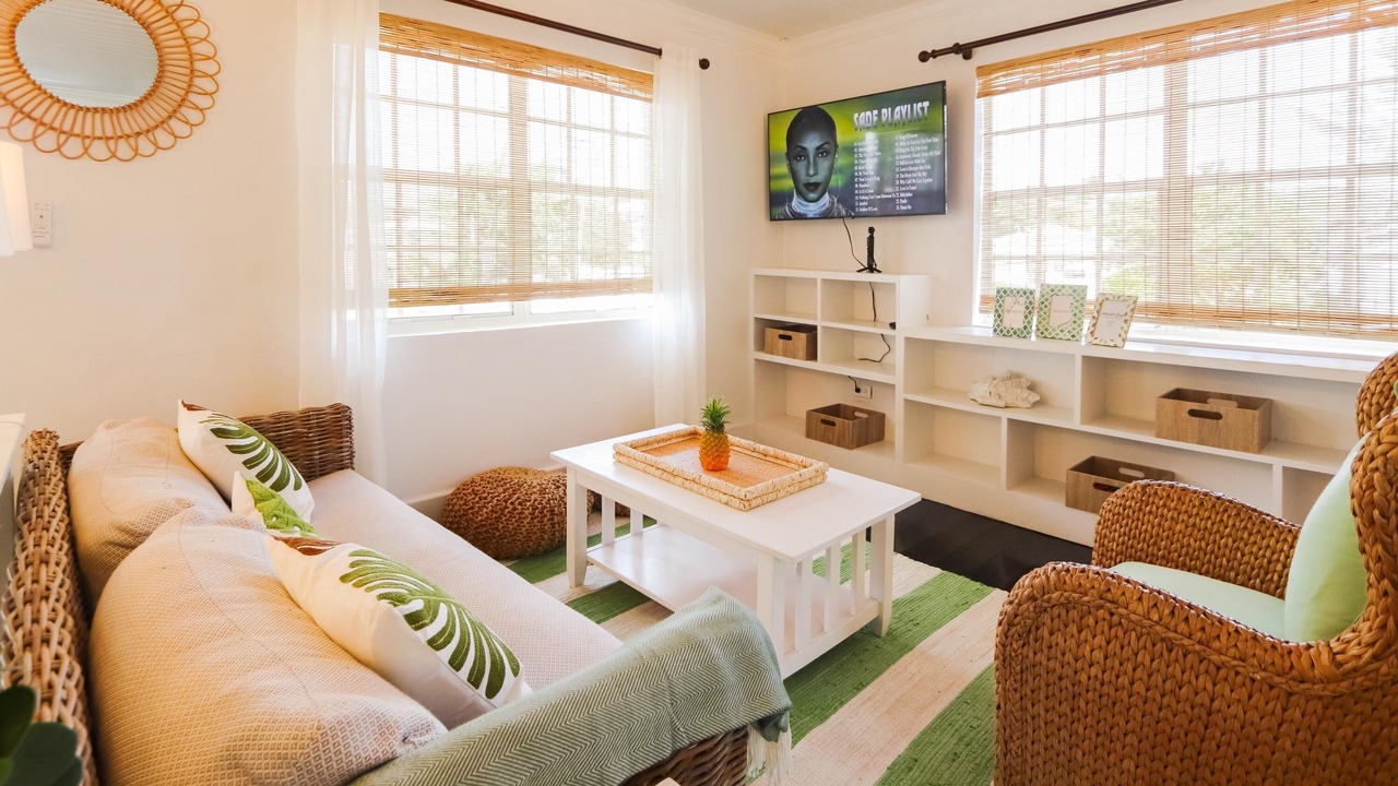 Photo of Livingroom in Dunmore Town