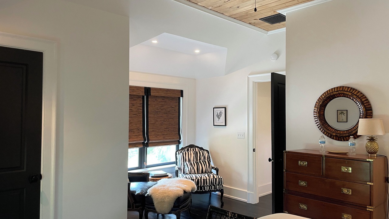 Photo of Bedroom in Dunmore Town