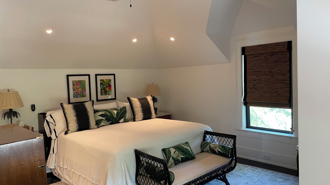 Photo of Bedroom in Dunmore Town
