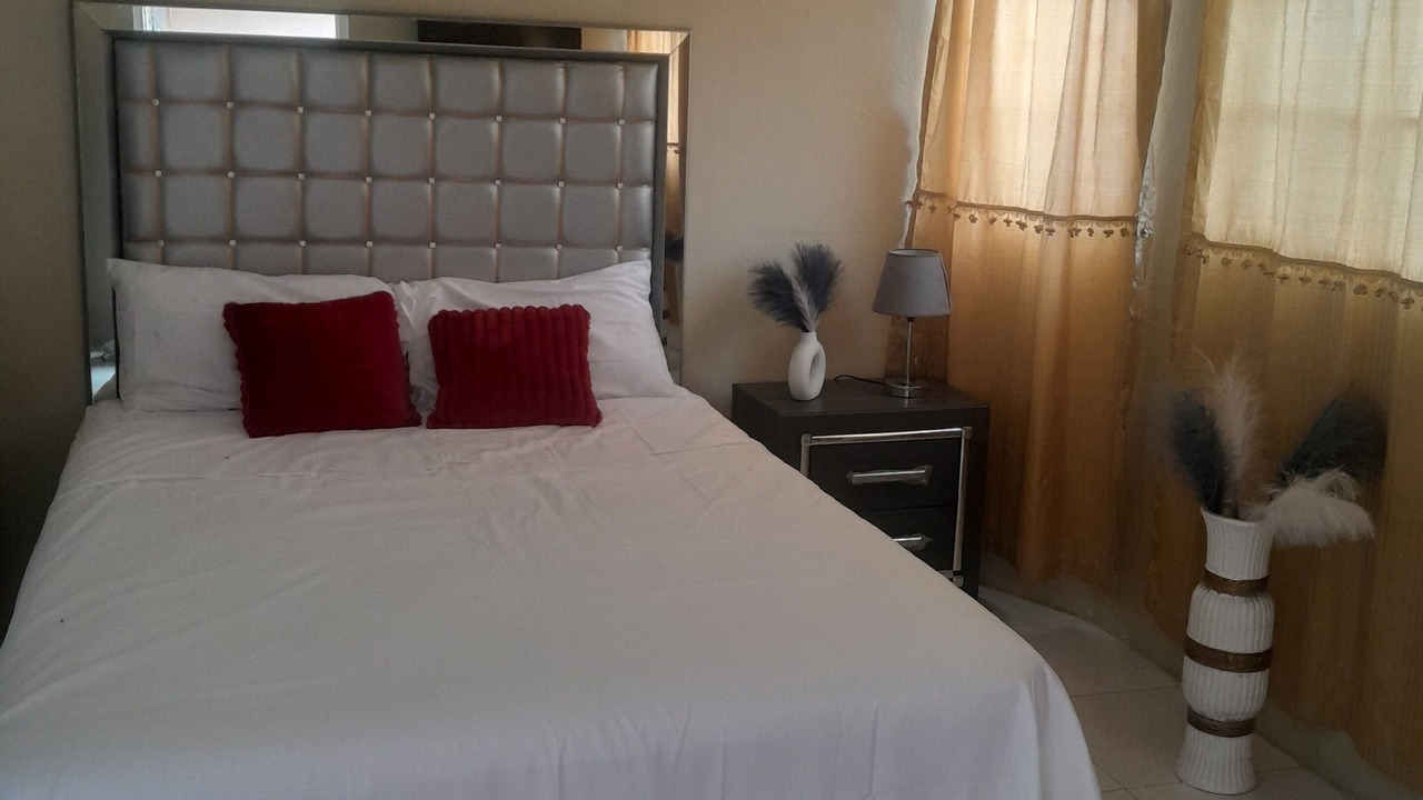 Photo of Bedroom in Portmore