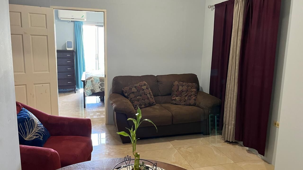 Photo of Livingroom in Eden Gardens