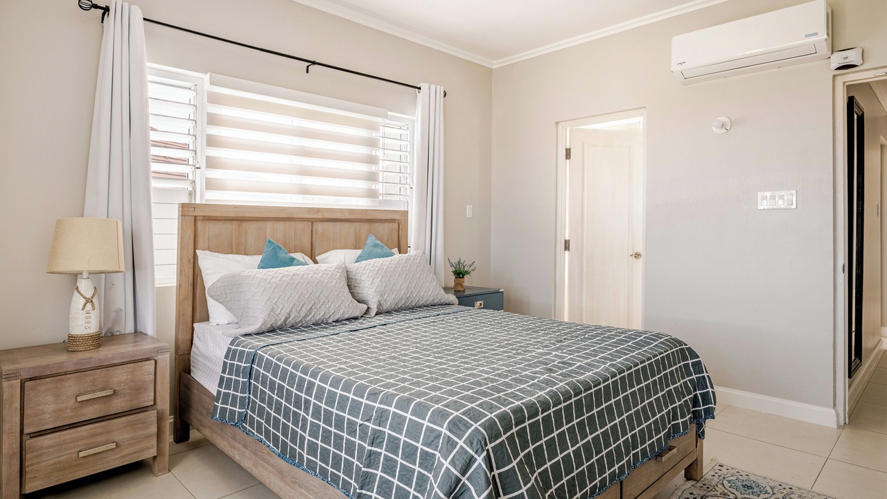 Photo of Bedroom in Claremont
